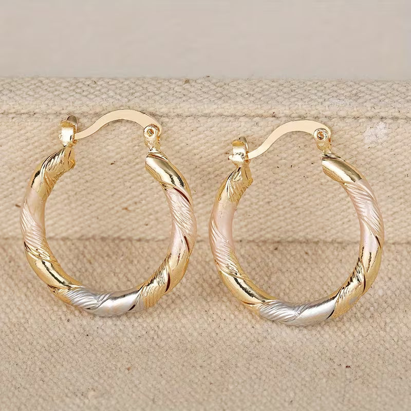MIRIAM | ELEGANCIA VINTAGE SOFISTICADA