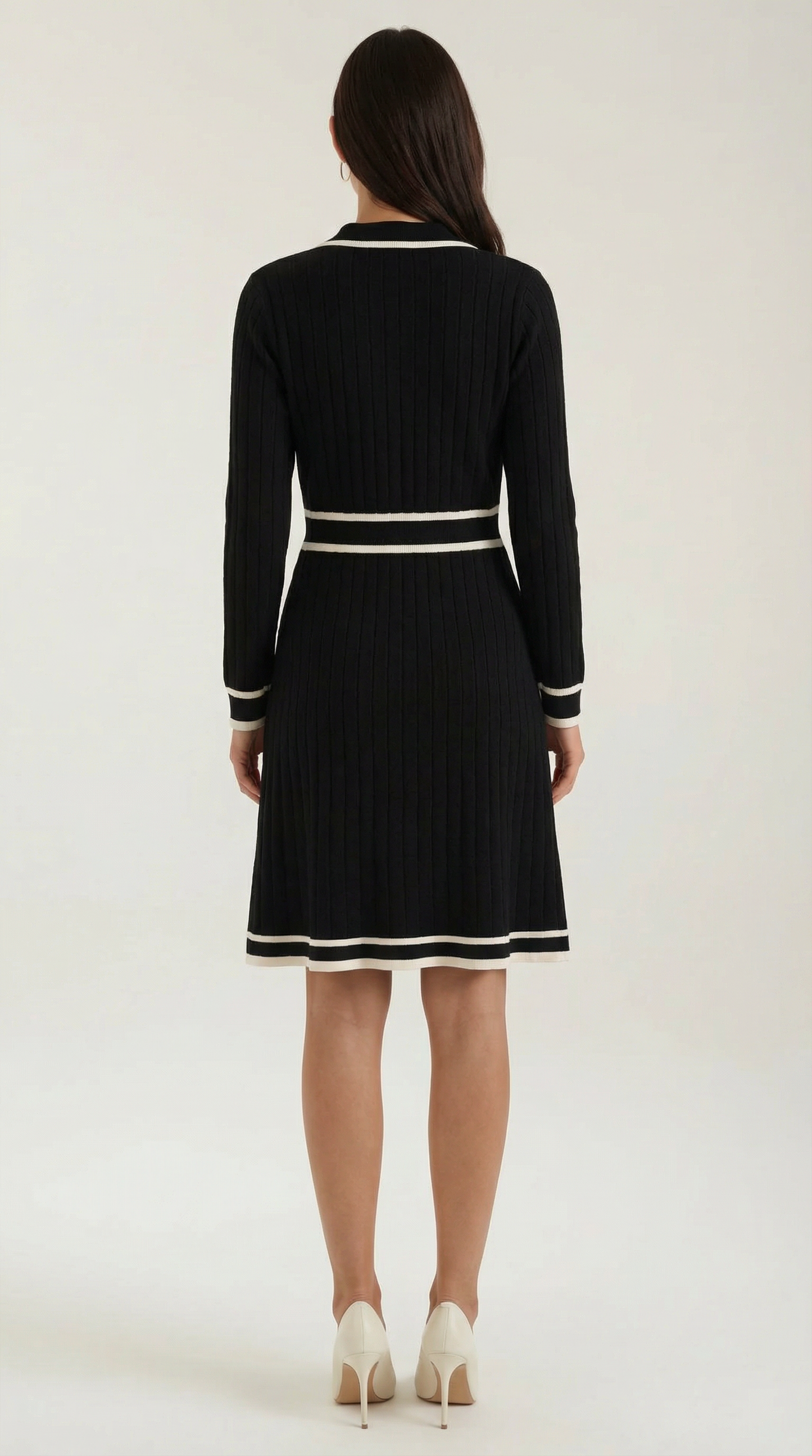 Tracy | Mini Vestido con Ribetes en Contraste y Corte Moderno